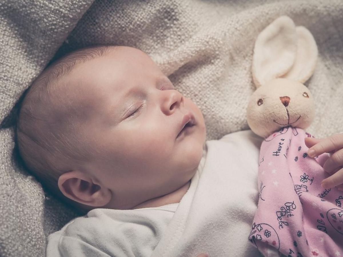 Jak skutecznie uśpić niemowlaka?