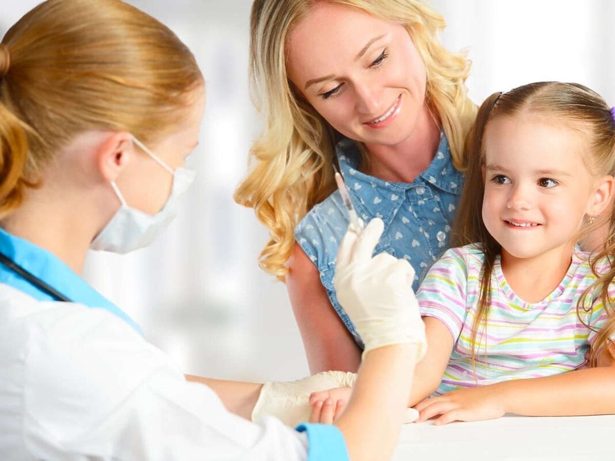 jak zarejestrować dziecko na szczepienie na covid