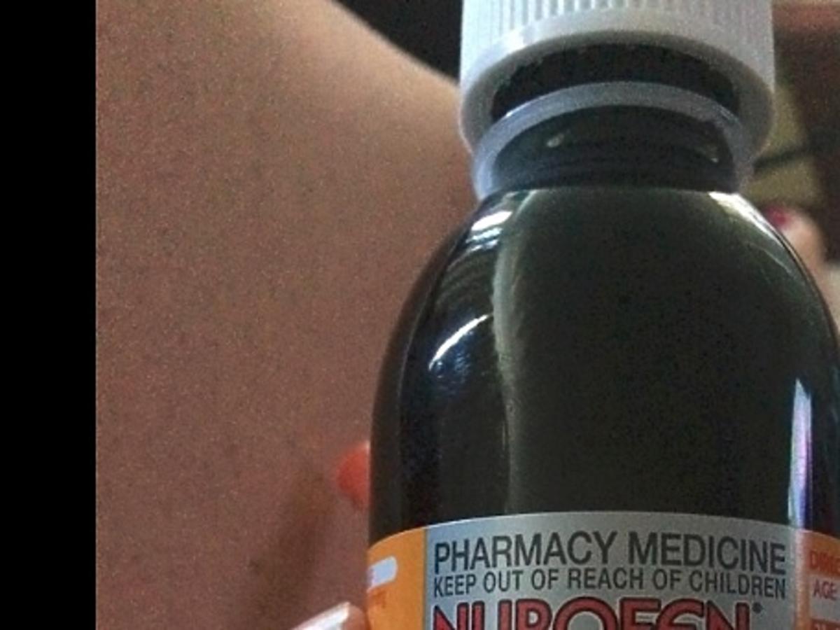 Mama ostrzega innych rodziców i radzi, by próbowali leków przed podaniem ich dzieciom