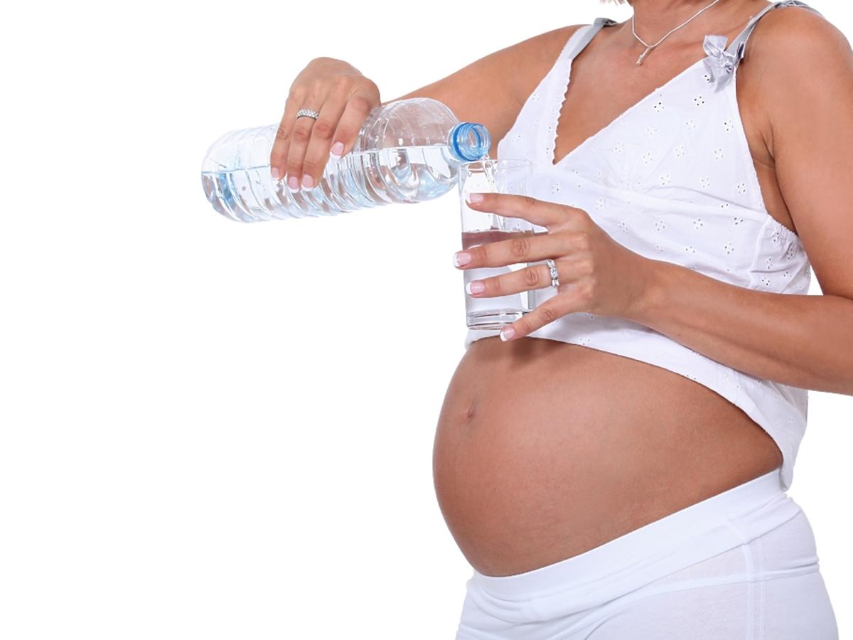 picie wody w ciąży