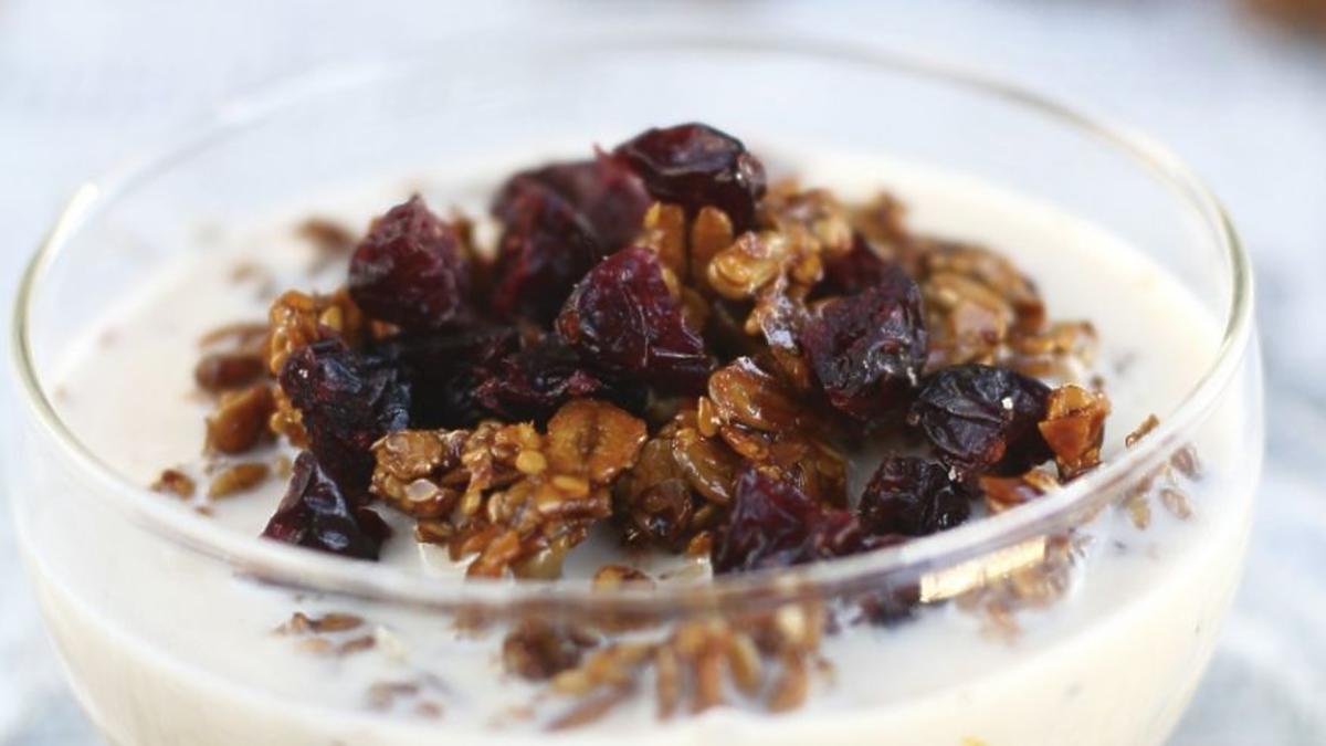 Granola z mlekiem