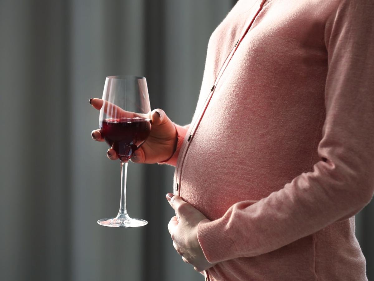 picie alkoholu w ciąży