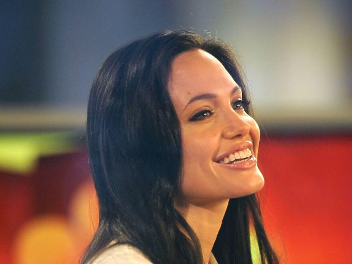 angelina jolie, słynne mamy