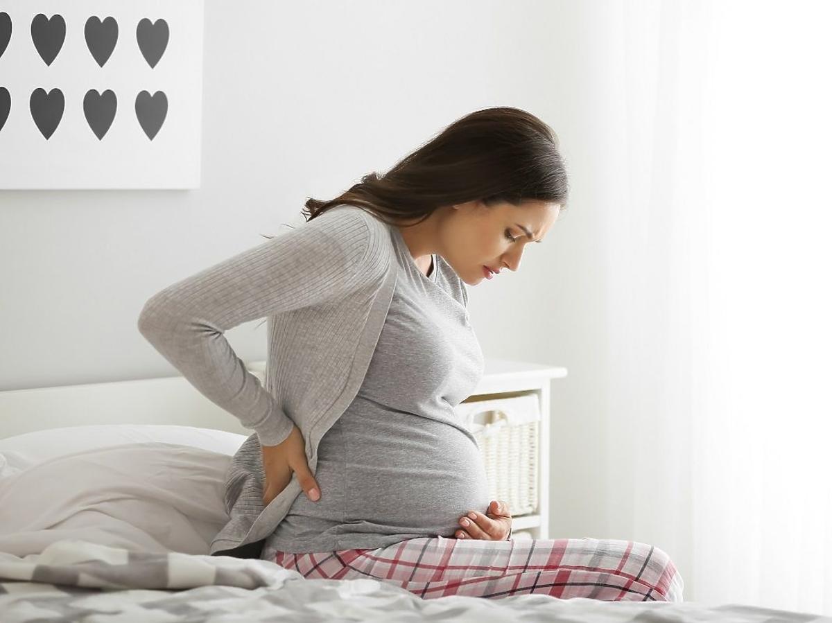 Ból pleców - jedna z ciążowych dolegliwości