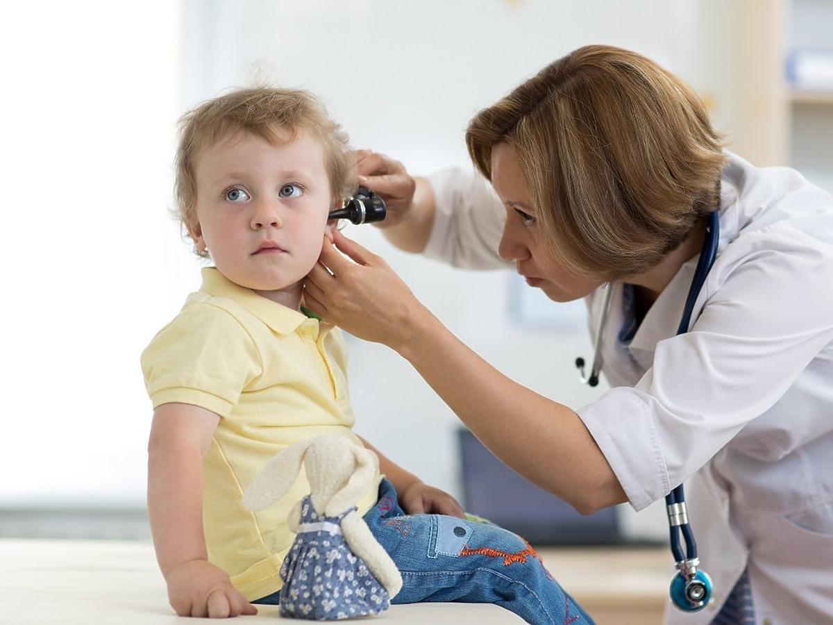 Ból ucha u dziecka to najczęściej objaw zapalenia
