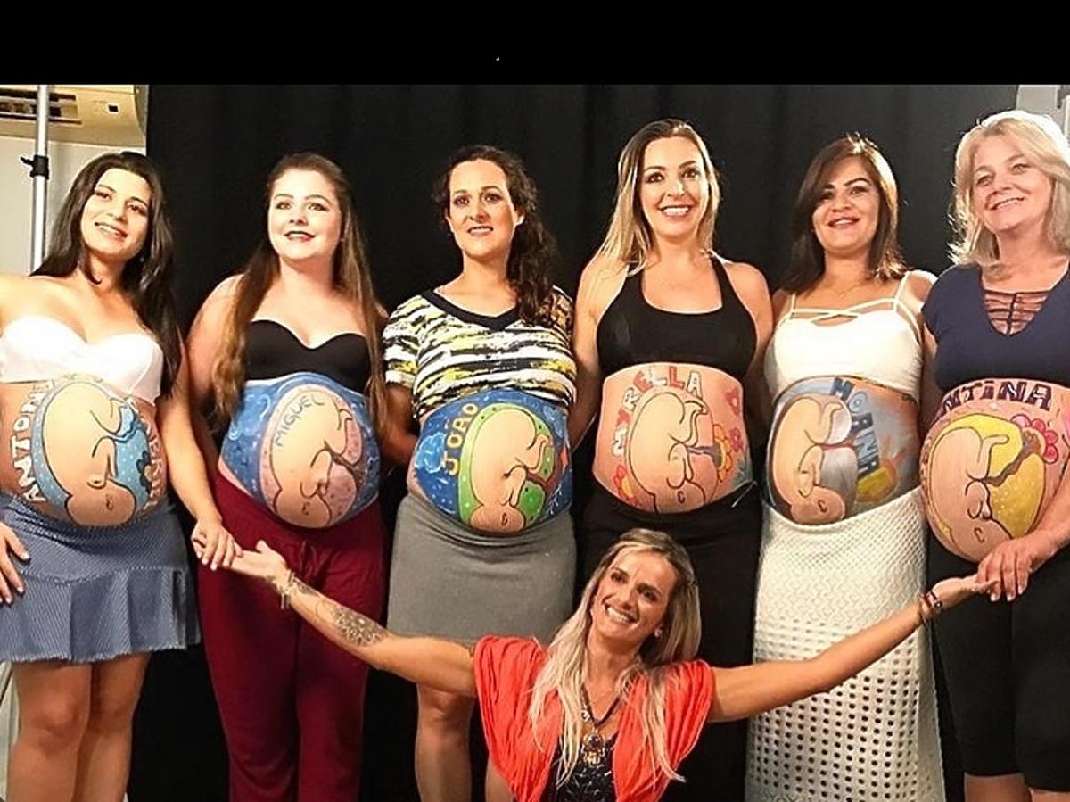 Brzuszki ciążowe pomalowane farbami do ciała