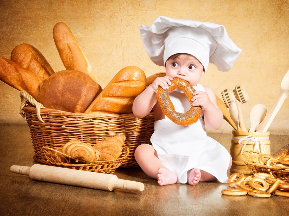 chleb, pieczywo, dziecko, kuchnia