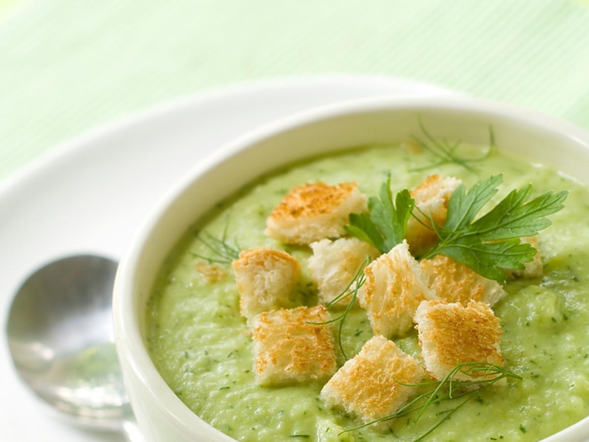 cukinia, zupa, zupa - krem, zupa z cukinii, warzywa, zielona zupa