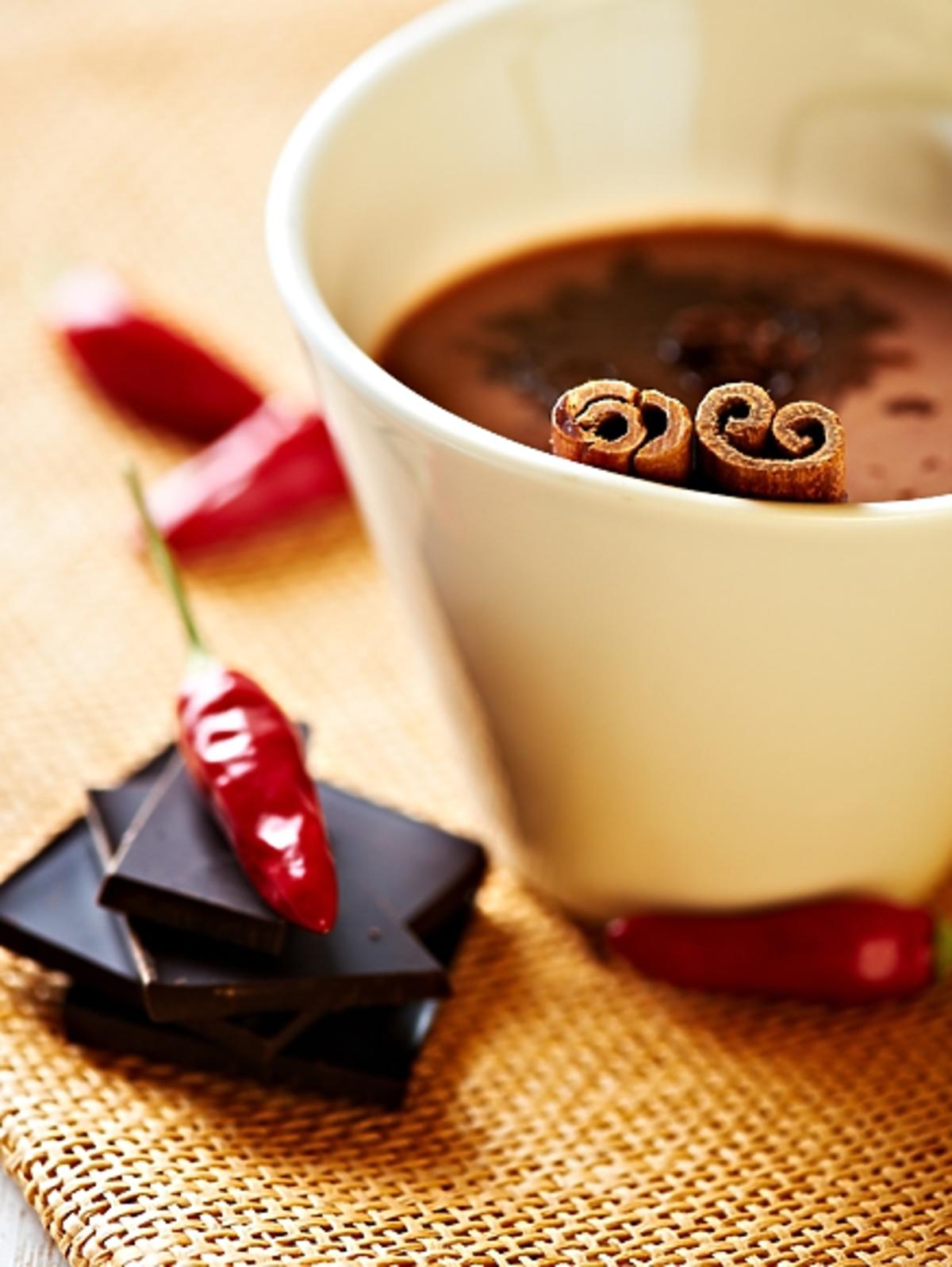 czekolada, gorąca czekolada, cynamon, kakao