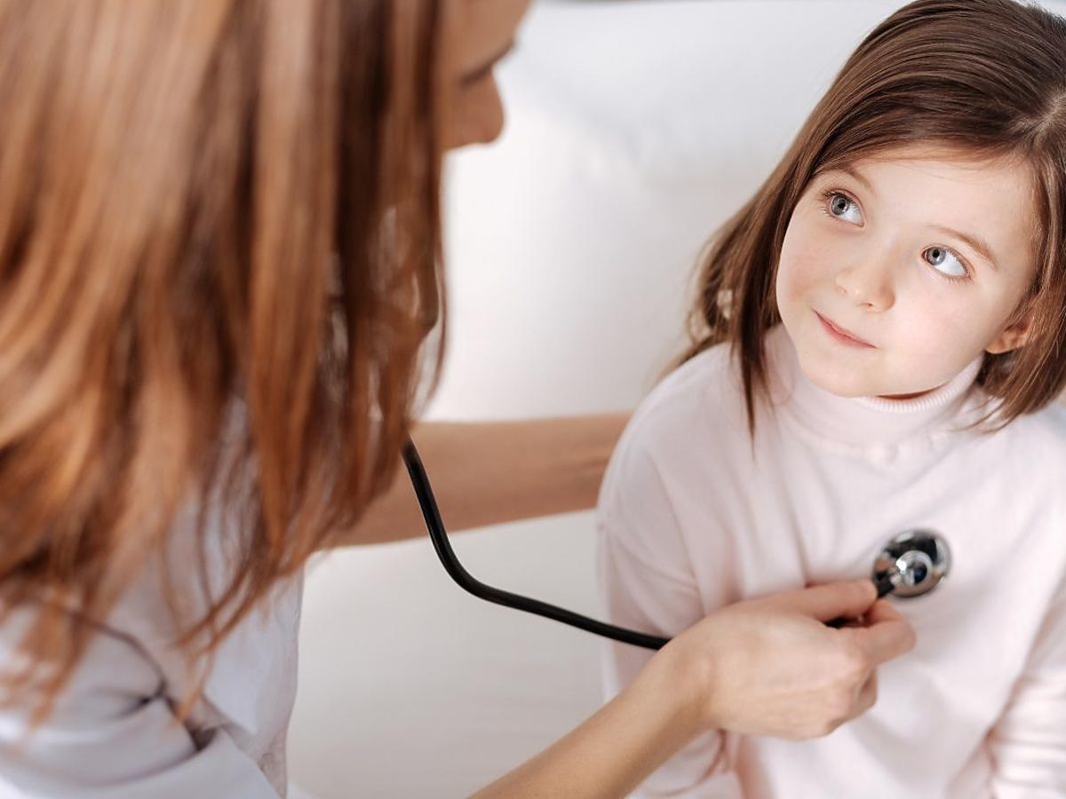 Domowy stetoskop pomoże rozpoznać rodzaj i przyczynę kaszlu u dziecka
