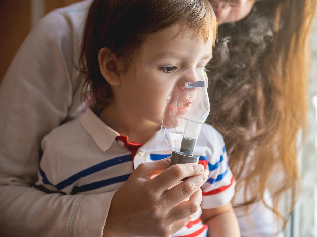 dziecko, astma, alergia, inhalacja