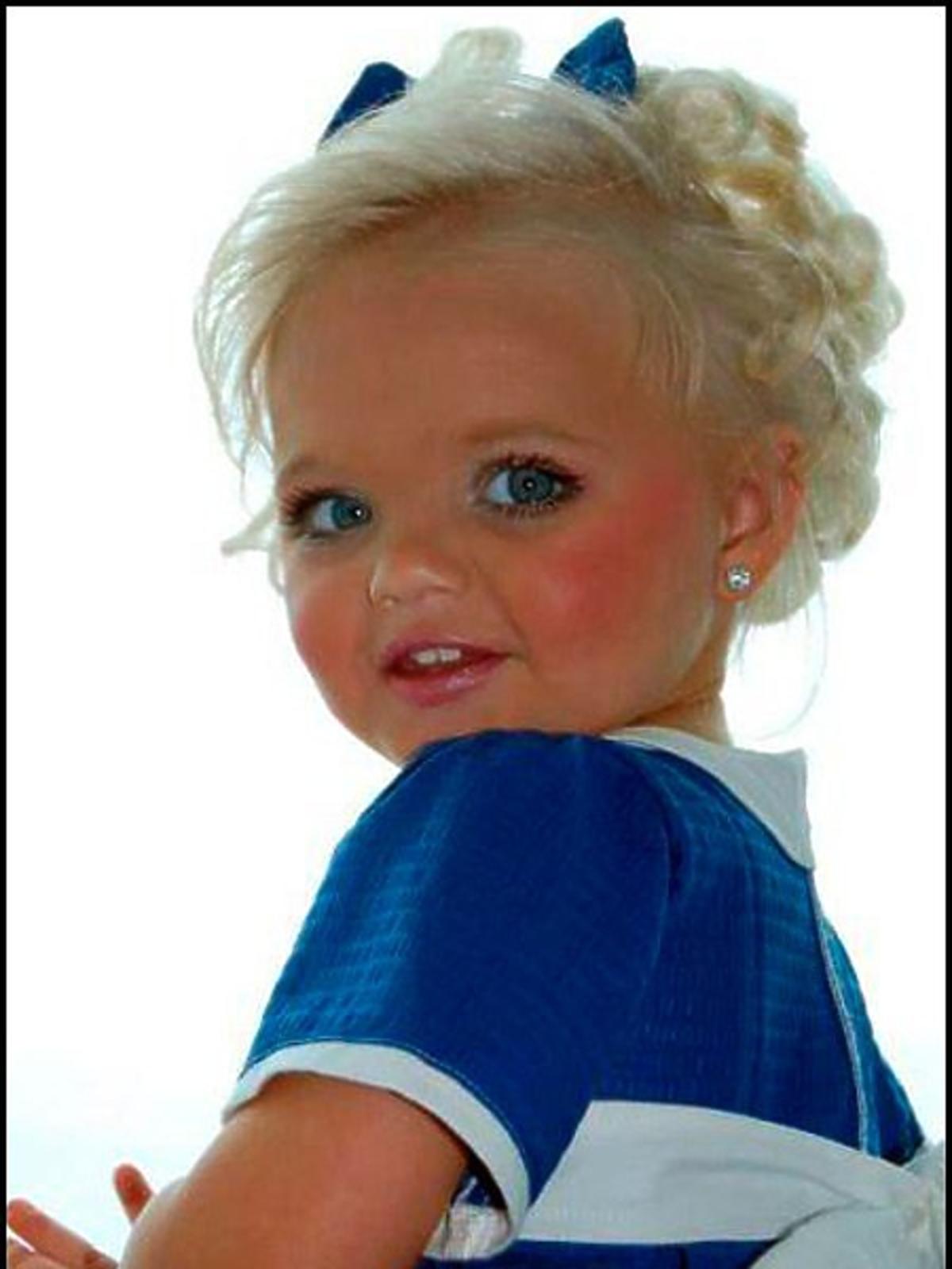 Ira Brown, dziewczynka lalka, Barbie, dziewczynka