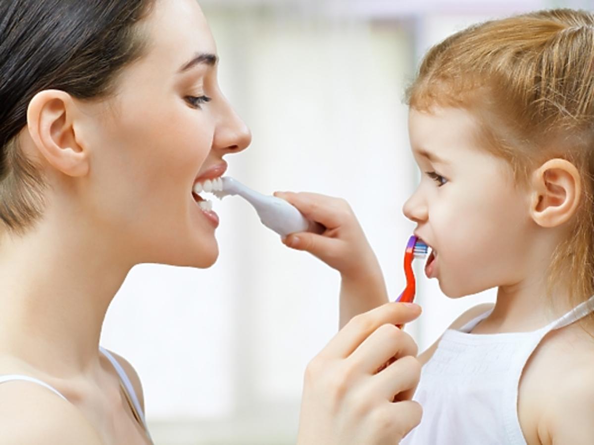 Jak zachęcić dziecko do mycia zębów