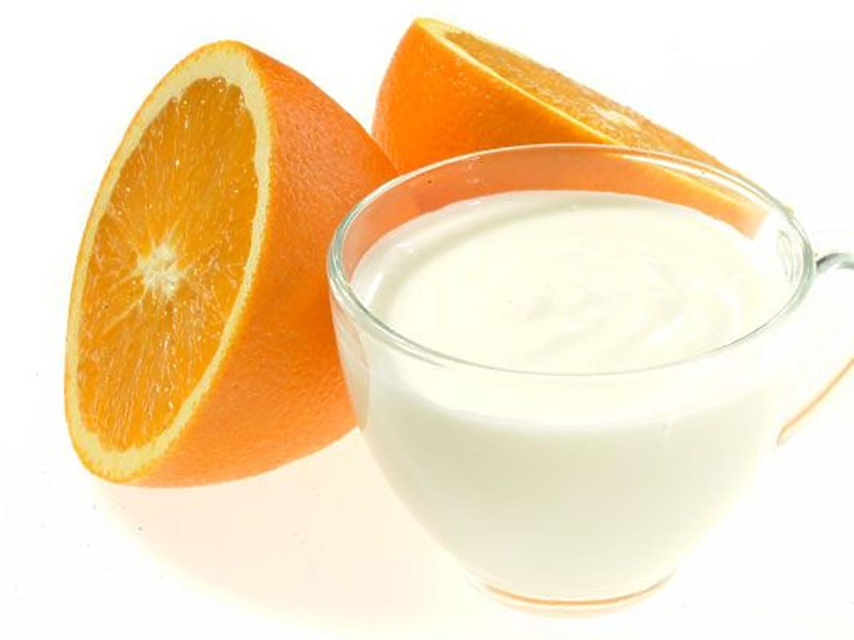 jogurt, pomarańcze