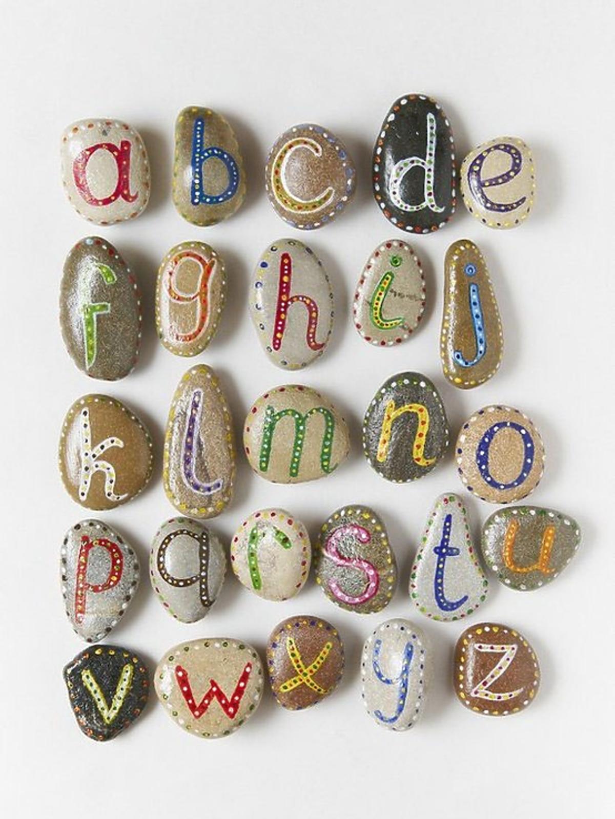 Kamykowy alfabet