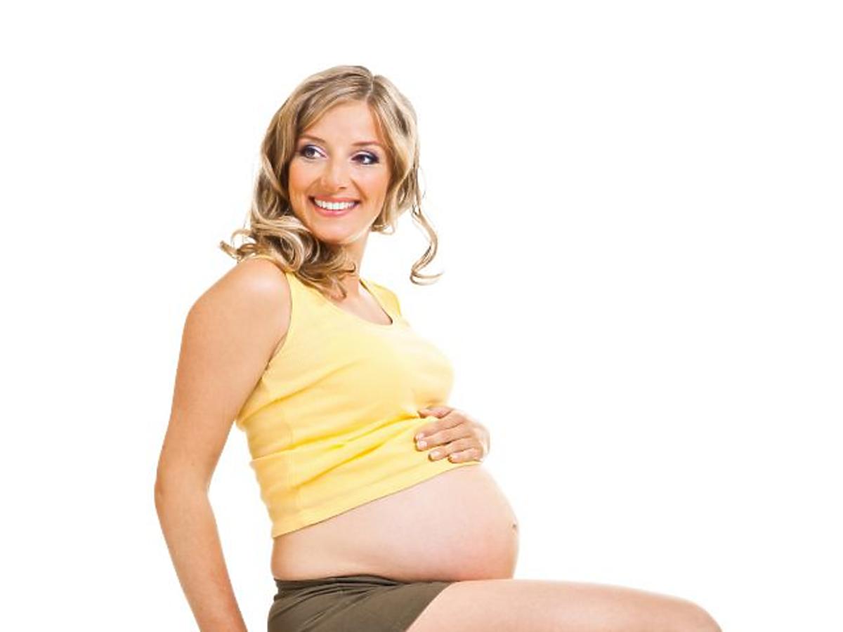 kobieta, mama, ciąża, brzuszek, piłka, ćwiczyć