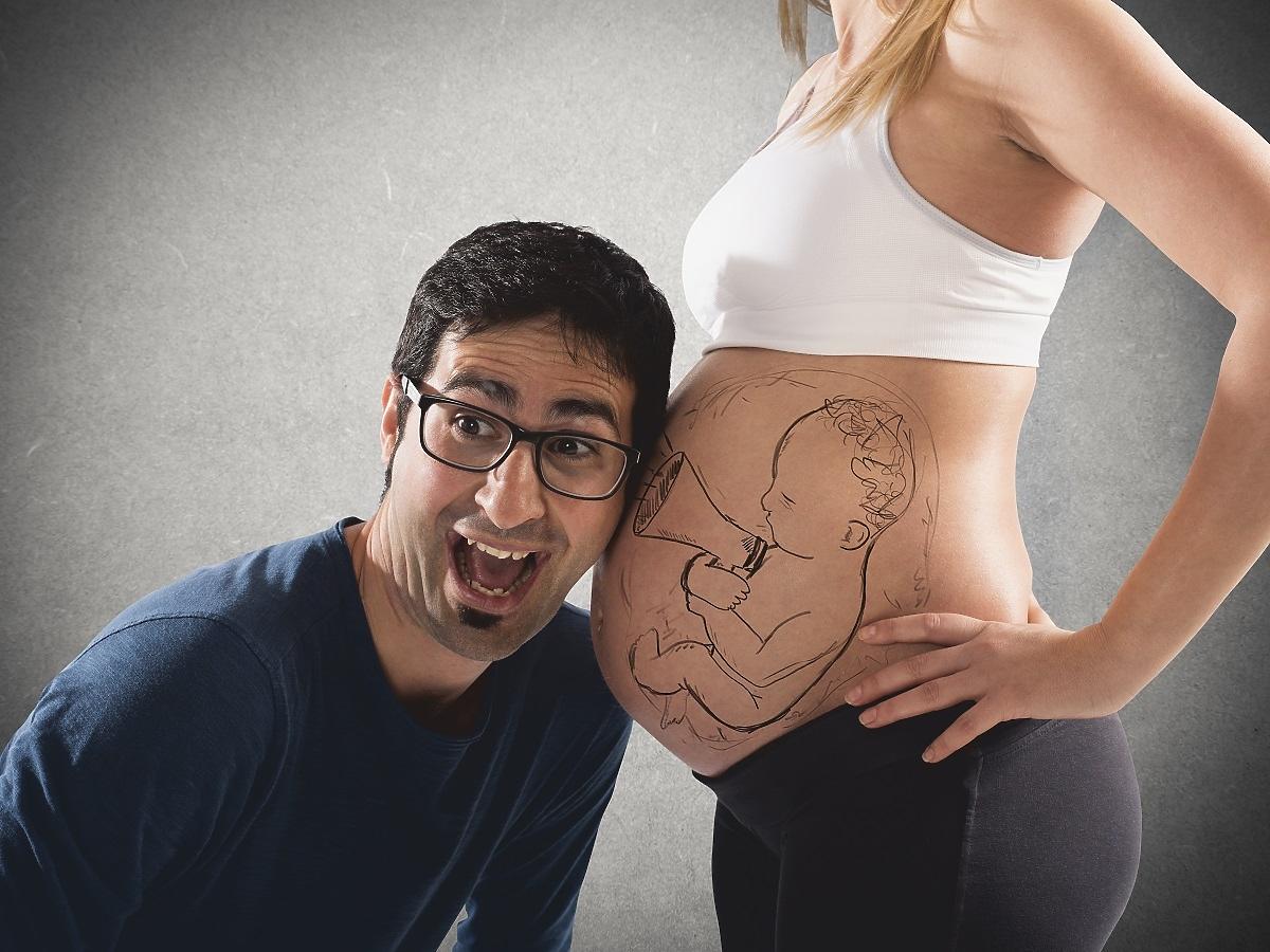 Kobieta w ciąży, ciąża, mężczyzna, ojciec dziecka, dziecko