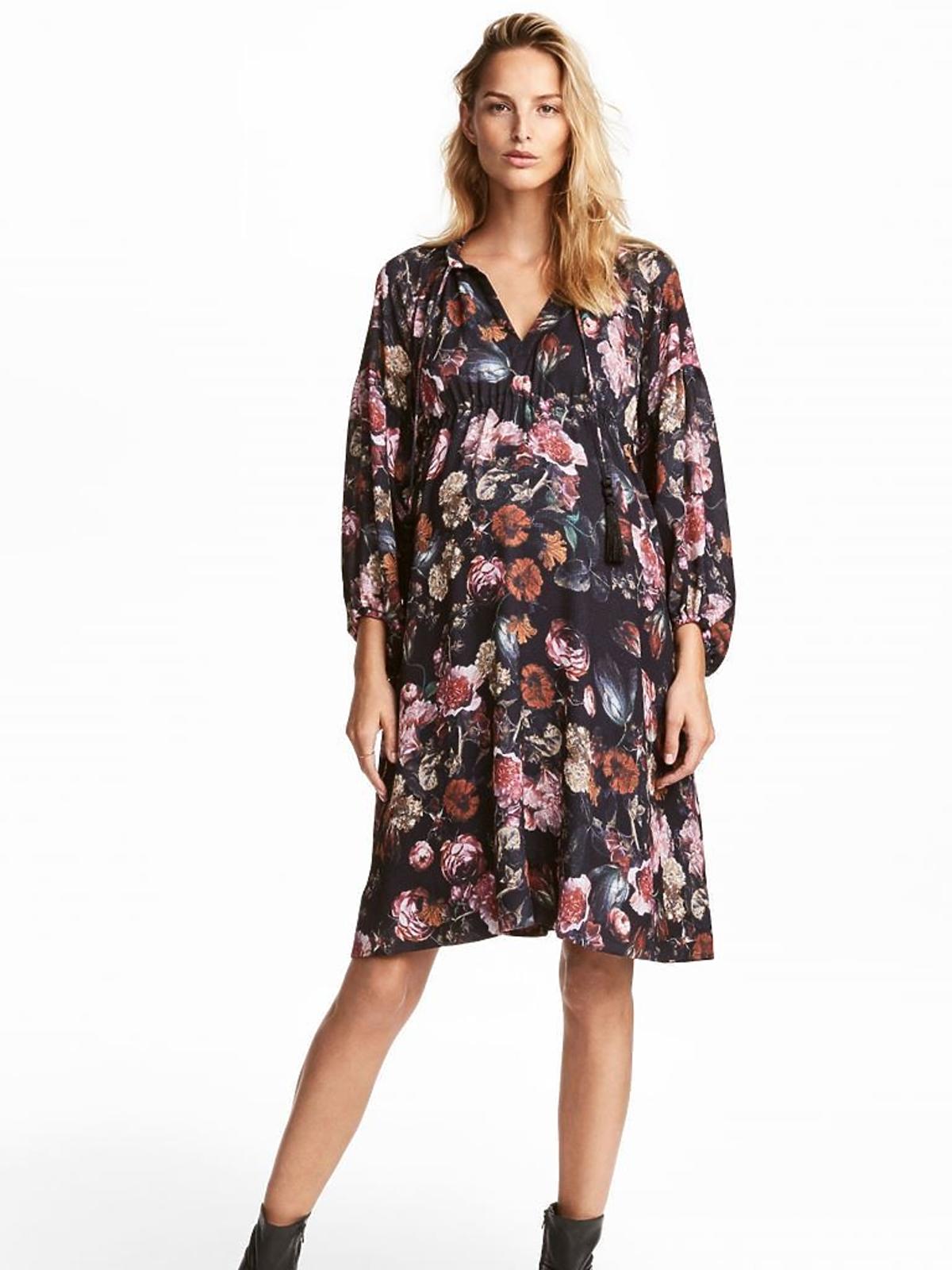 krótka sukienka na lato wzorzysta H&M modna