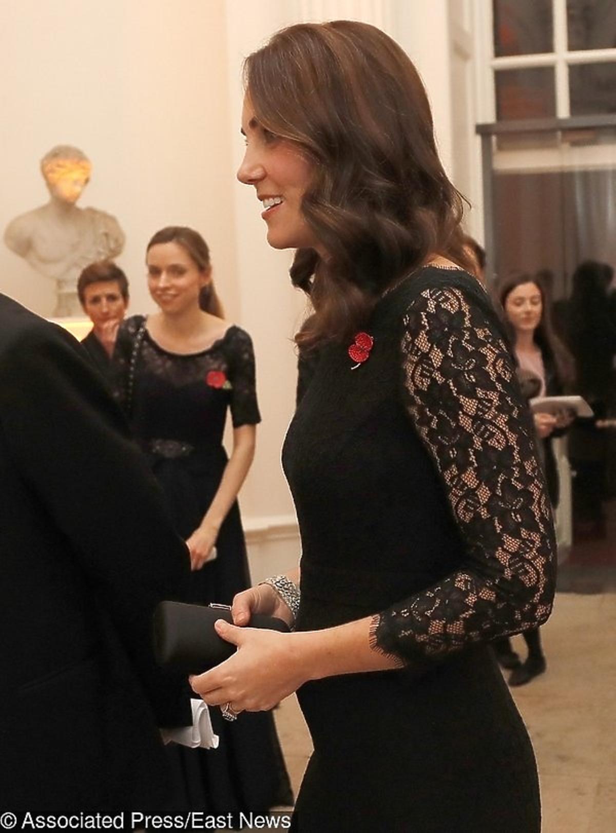 Księżna Kate w ciąży na gali charytatywnej