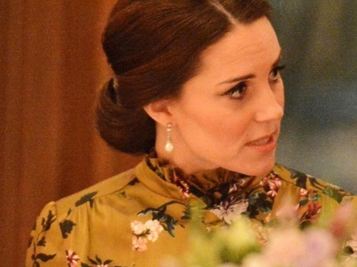 Księżna Kate w sukni Erdem HIT sukienka ciążowa długa