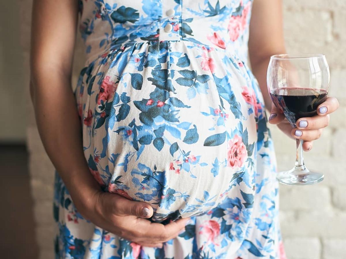 Lampka wina w ciąży