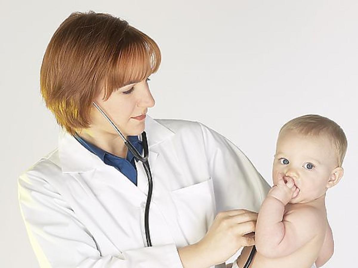 lekarz, niemowlę, badanie