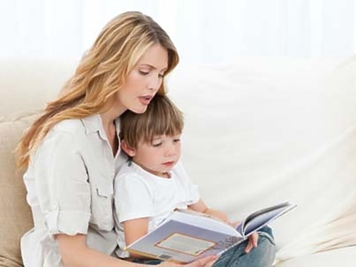 mama, dziecko, czytanie, książka