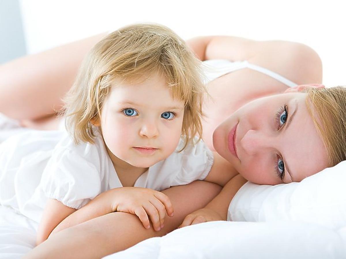 jak oduczyć dziecko spania z rodzicami