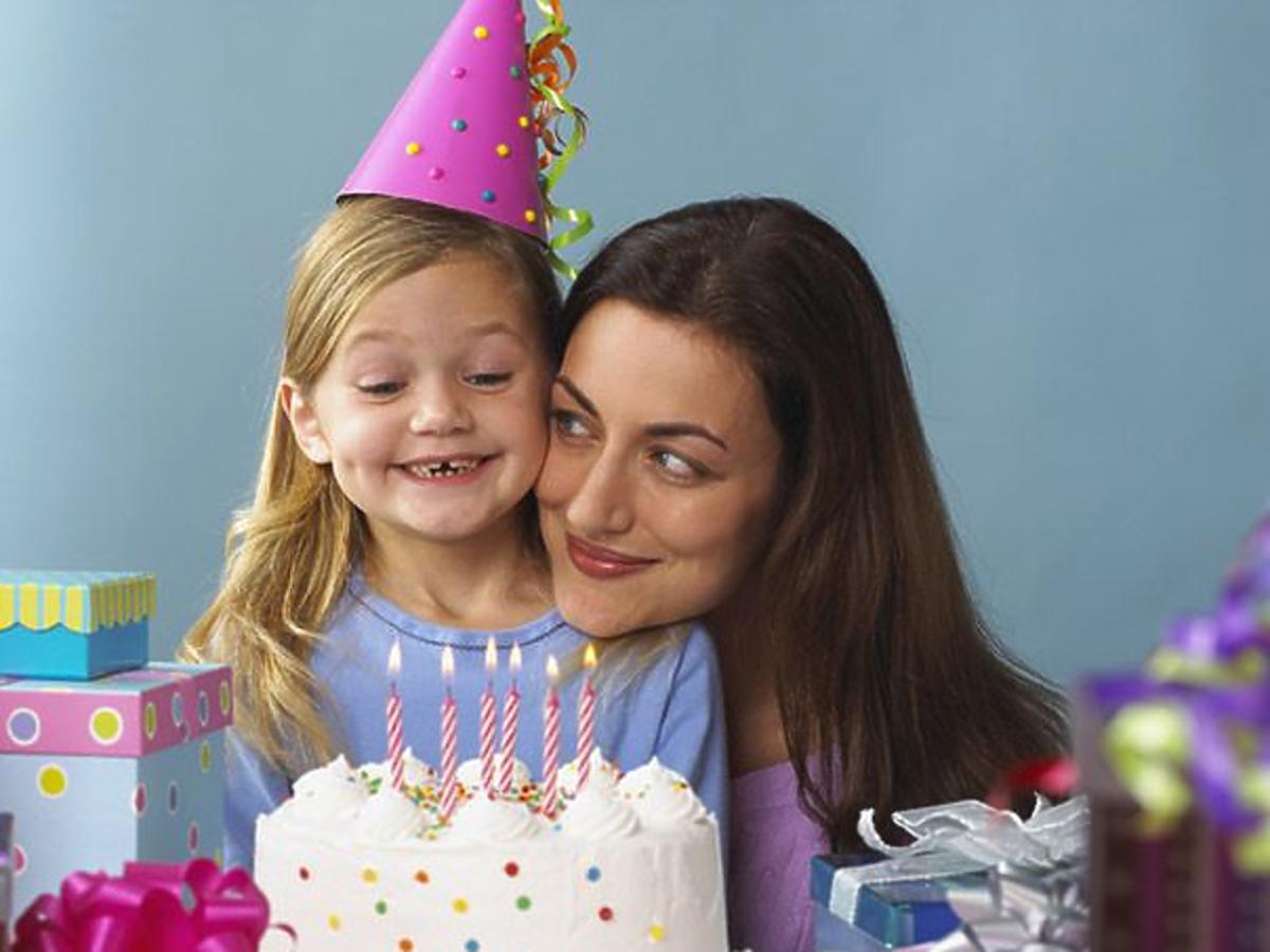 mama, maluch, przyjęcie, urodziny, tort