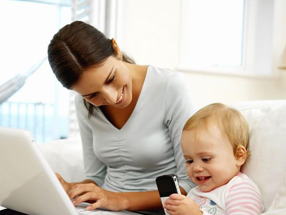 mama, niemowlę, komputer, praca