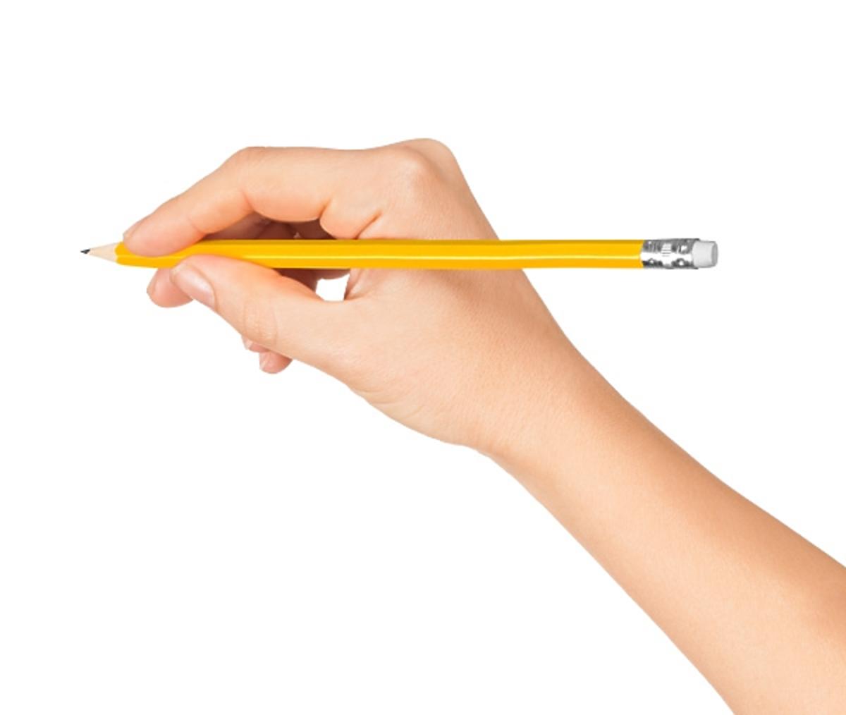 nauka pisania, prawidłowe trzymanie ołówka, dłoń, ołówek