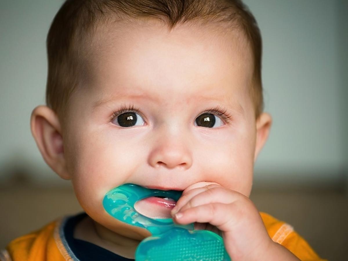 niemowlę ząbkowanie