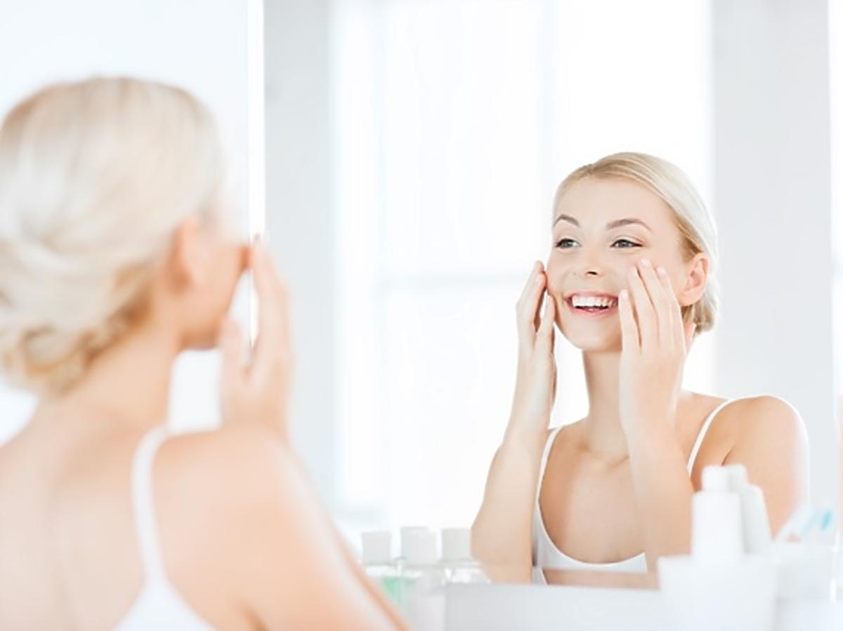Oczyszczanie skóry wrażliwej - kilka rad dermatologa