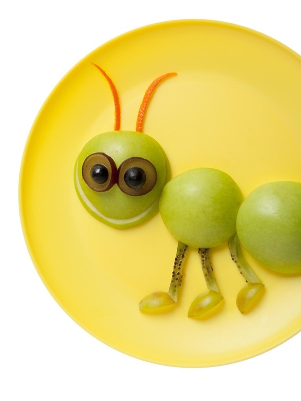 owocowe-zwierzeta-dla-dzieci-mrówka