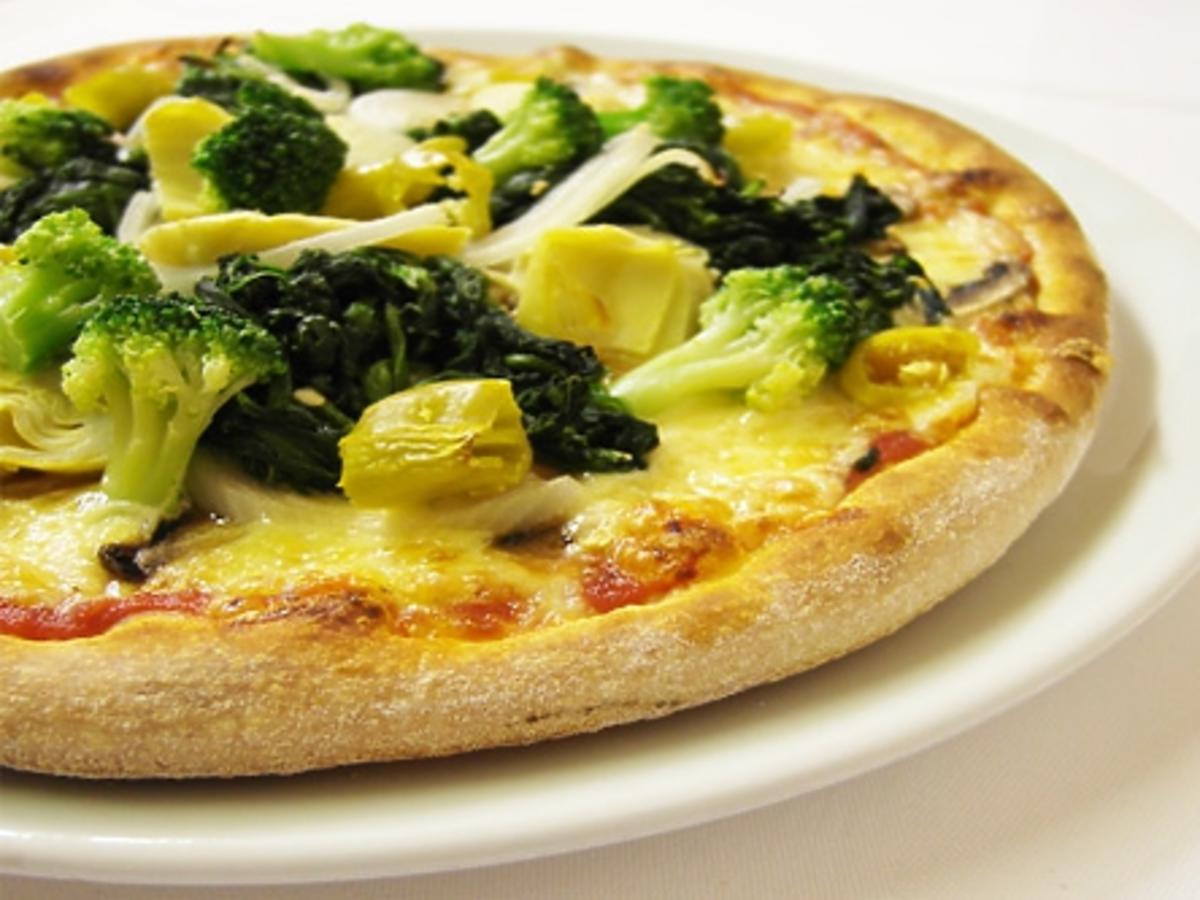 pizza, warzywa, brokuły, pizza warzywna pizza