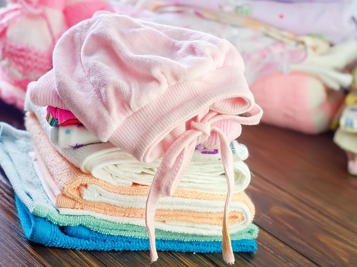 pranie, ubranka niemowlaka, ubrania dziecka, 