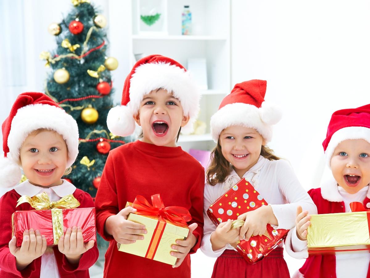 prezenty świąteczne, dzieci i prezenty