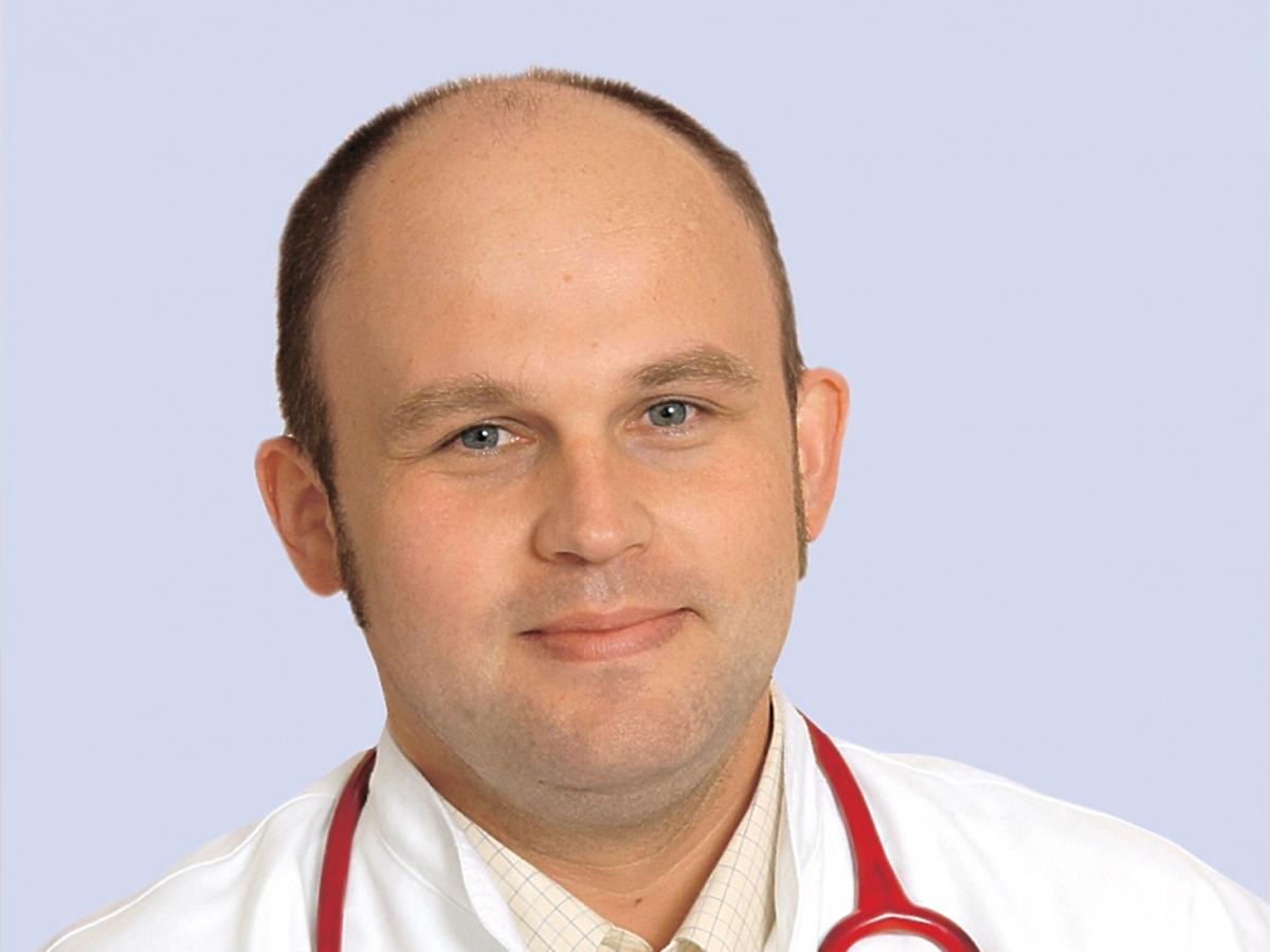 prof. Kamil Hozyasz, kierownik Kliniki Pediatrii w IMiD