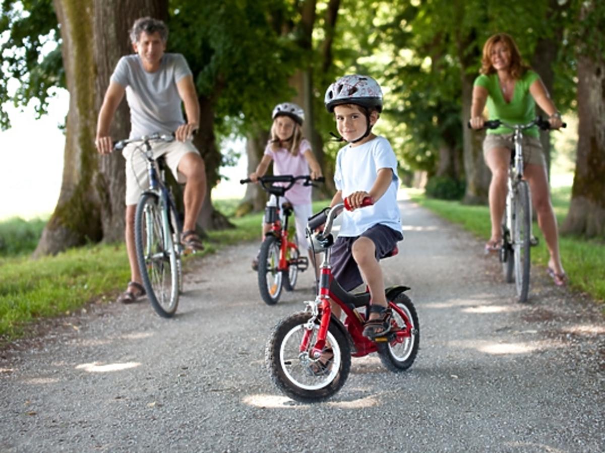 rower dla dziecka, dzieci, wycieczka rowerowa, rowerek dla dziecka