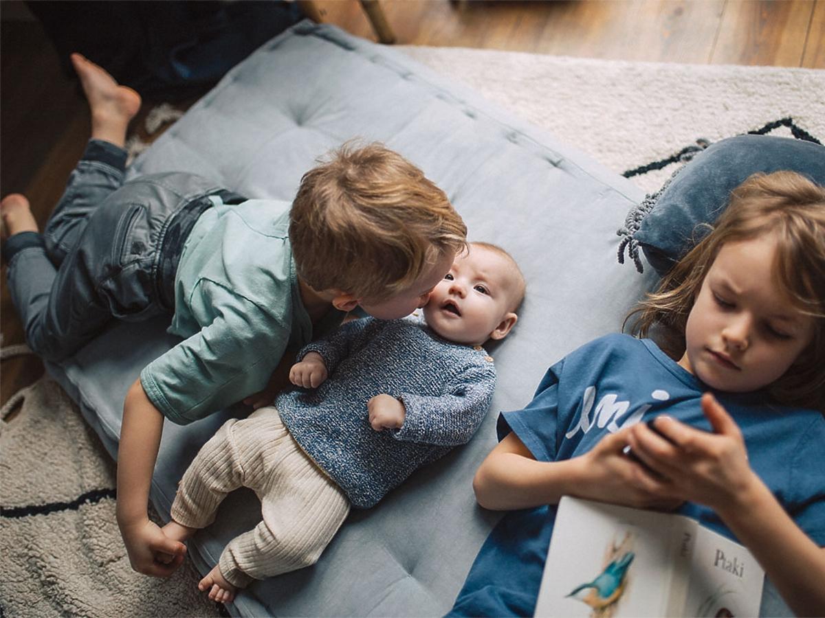 sweterek dla niemowlęcia - kolekcja Zara wiosna-lato 2018