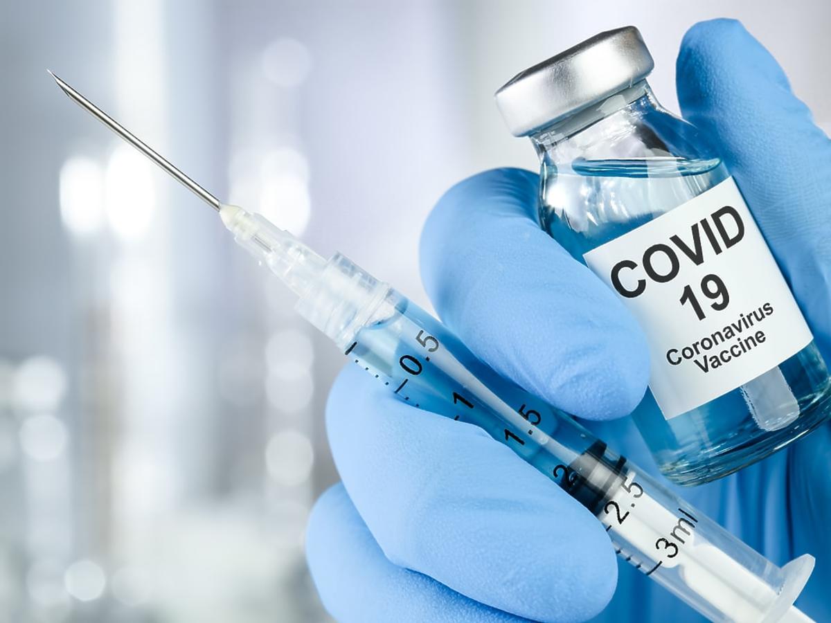 Szczepionka na koronawirusa będzie w Polsce obowiązkowa. Minister Zdrowia składa deklarację