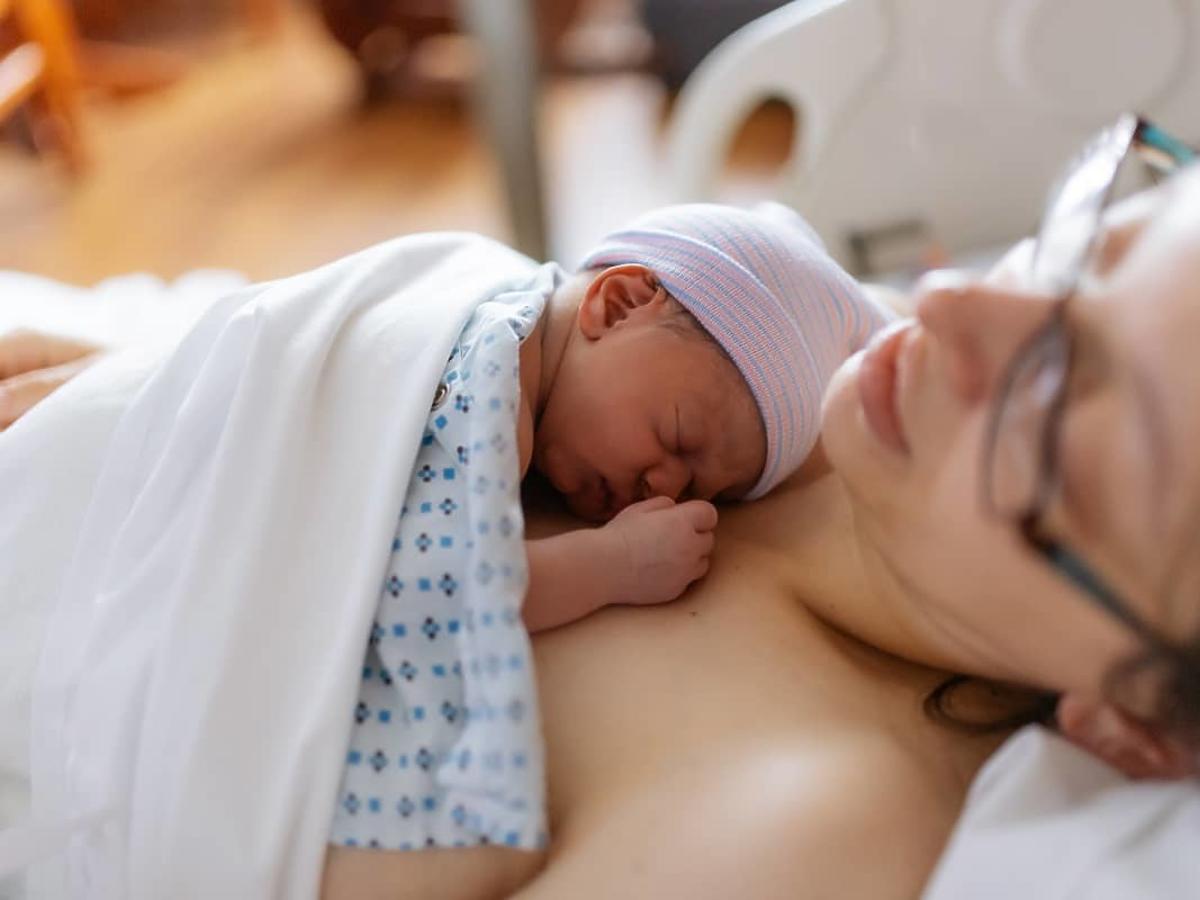 Szpitale znowu wstrzymują porody rodzinne