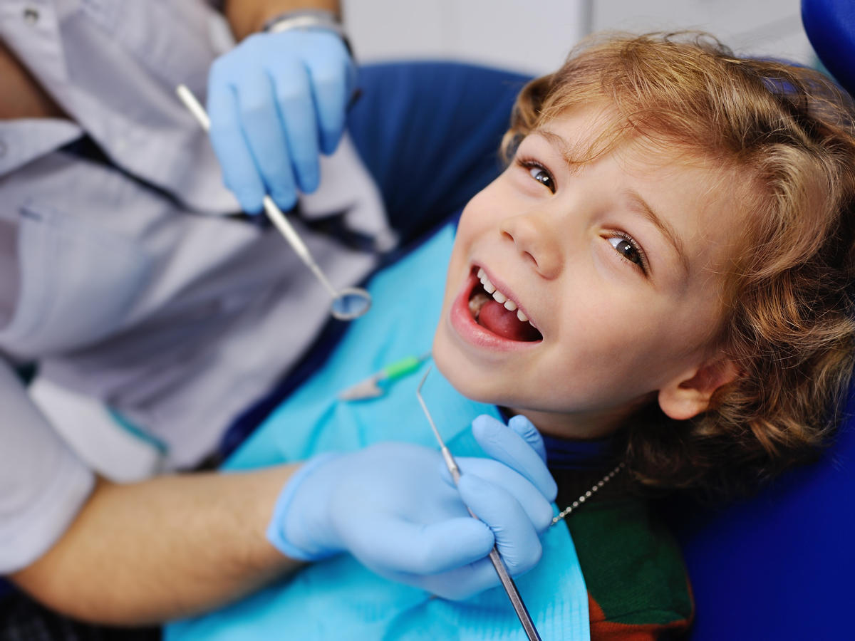 wizyta u dentysty z dzieckiem