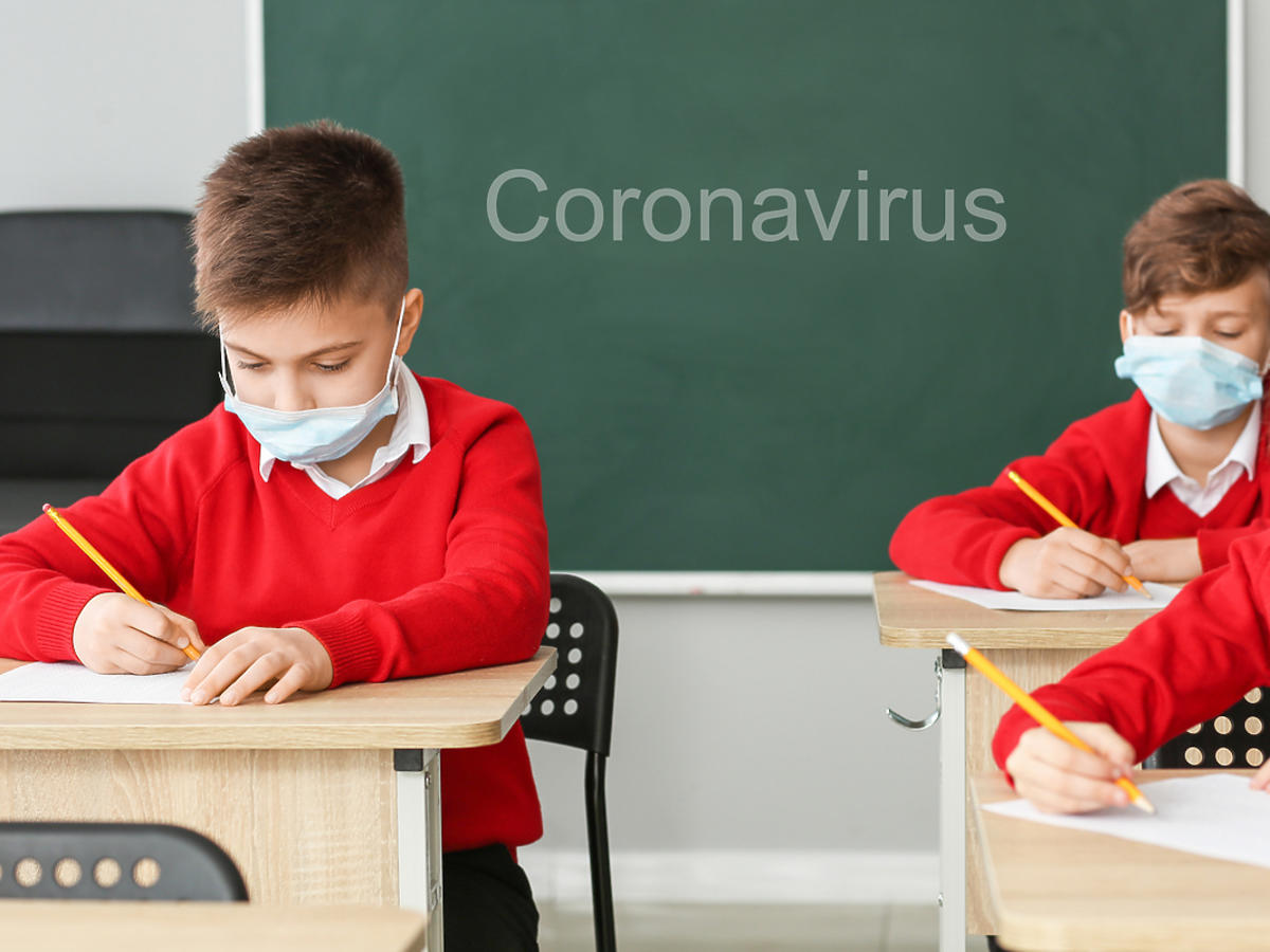 zamknąć szkoły z powodu koronawirusa