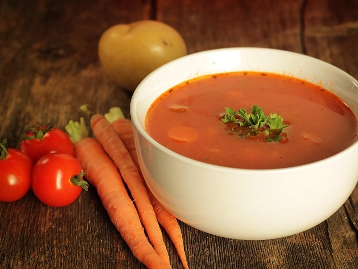 Zupa marchewkowo- pomidorowa.jpg